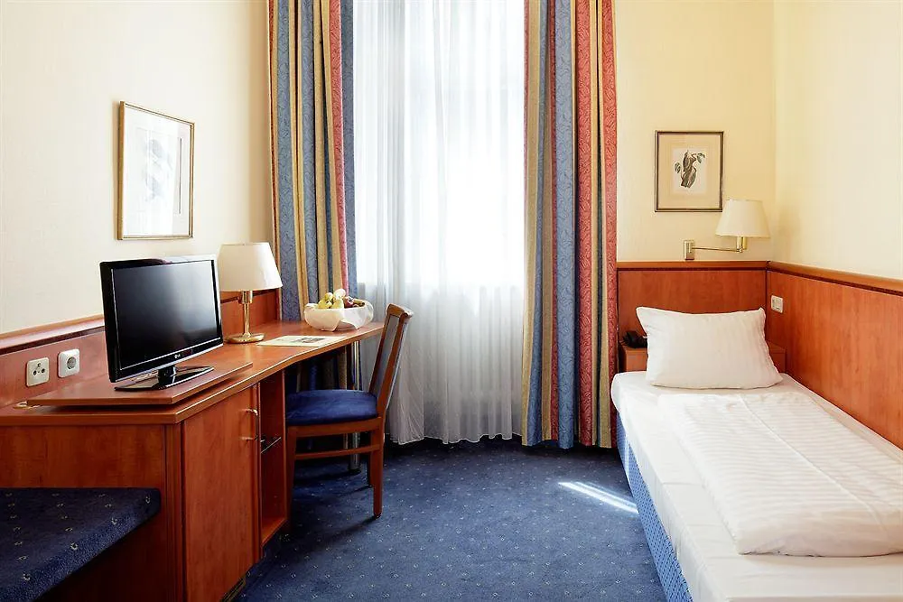 ***  Centro Hotel National Frankfurt City, Trademark Collection By Wyndham Frankfurt am Main Almanya