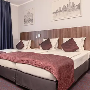 Hotel Ramada By Wyndham Frankfurt Station
